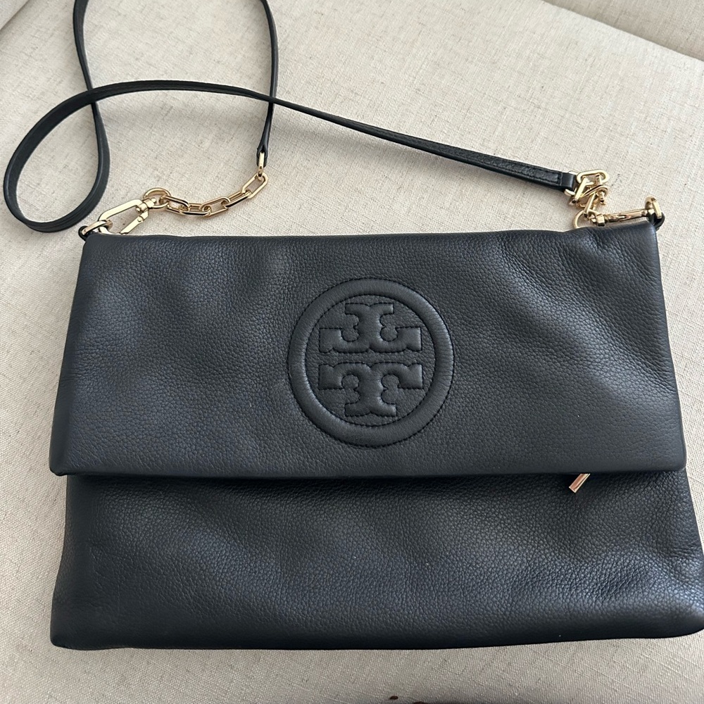 Black genuine leather shoulder cross body Tory Burch.